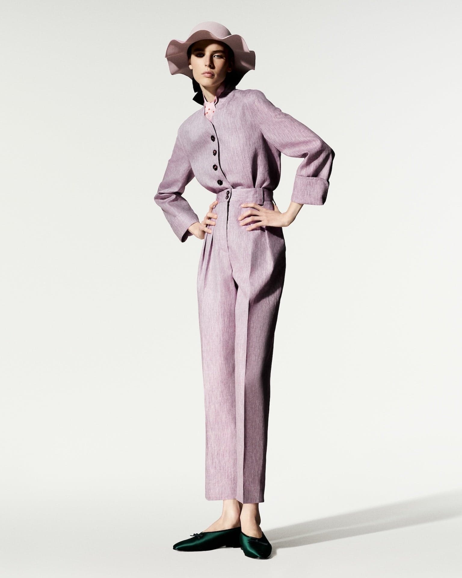Lilac suit with a shaped waist and relaxed sleeves, Loro Piana Spring 2027
